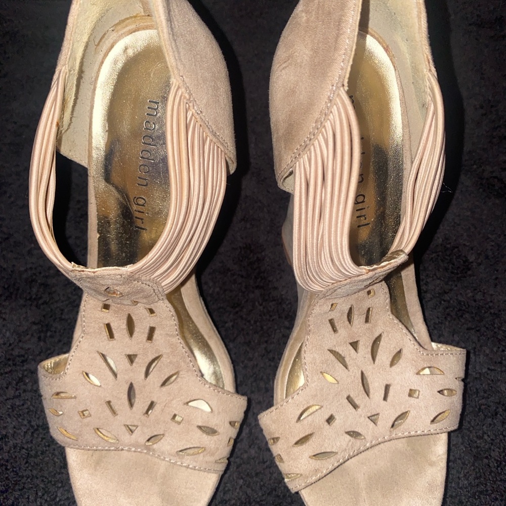 Madden Girl Beige Cutout Heels